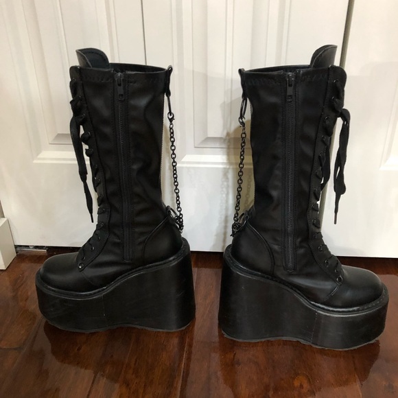 Demonia size 7 platform boots - Picture 1 of 2